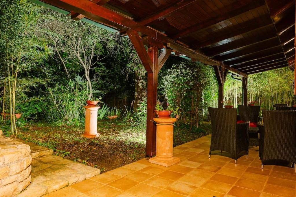 Pure Nature Haven By The Sea With Hot Tub Ferienhaus *