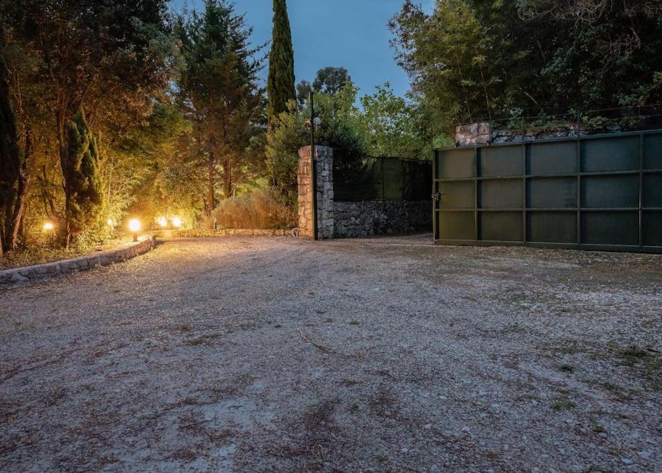 Pure Nature Haven By The Sea With Hot Tub Ferienhaus Rovinj